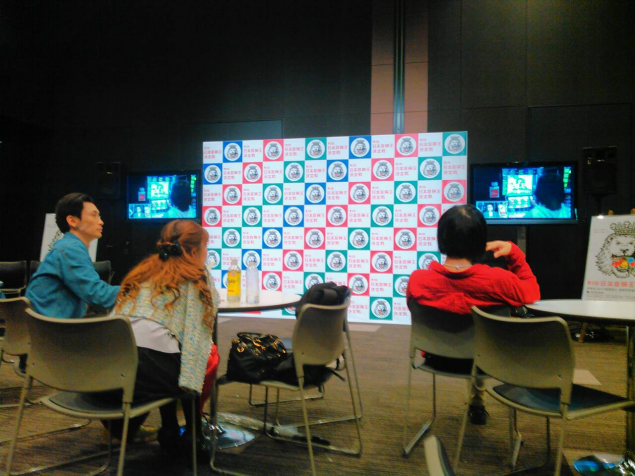 {Photo08}